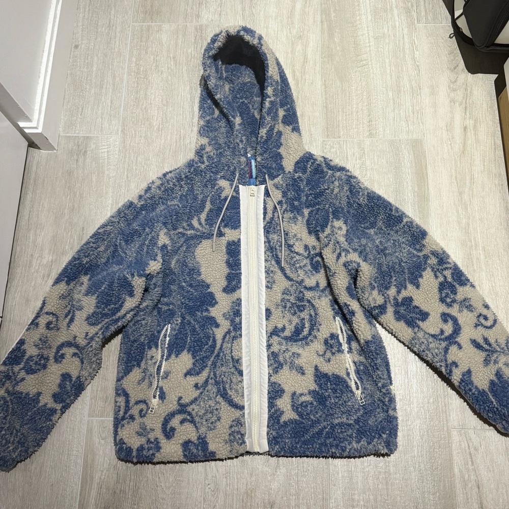 Urban outfitter Blue and Cream Floral zip up Hooded Jacket size medium